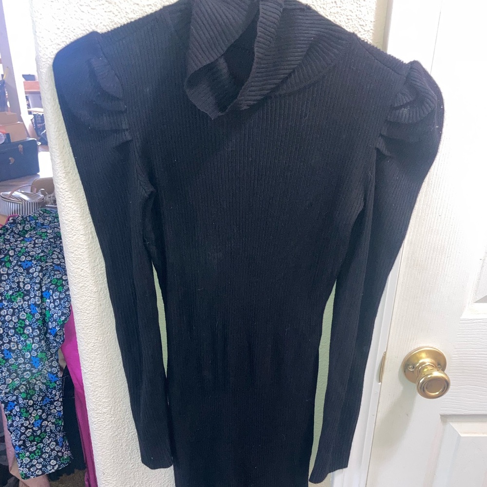 Turtleneck long sleeve puffy shoulder bodycon midi dress
